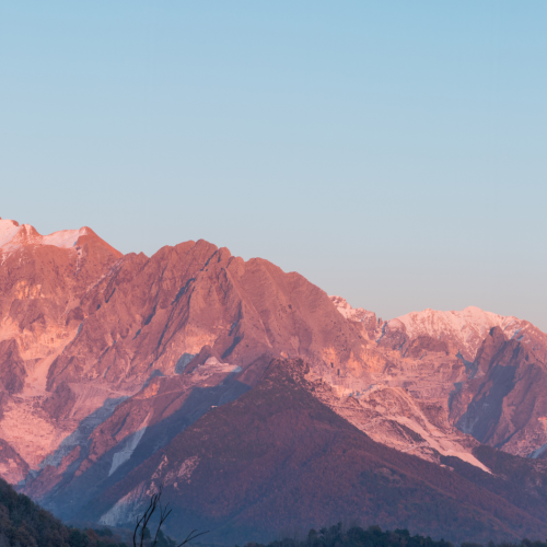Alpi Apuane: cosa vedere, parco e sentieri da fare