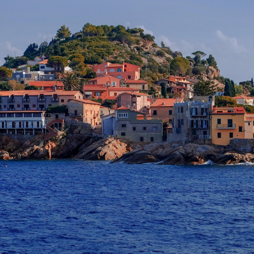 Isola del Giglio: spiagge, cosa vedere e info